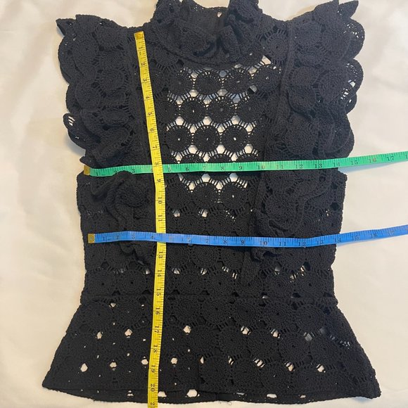 Chic H&M Flounce-Trimmed Crochet Top NWT - Picture 5 of 5